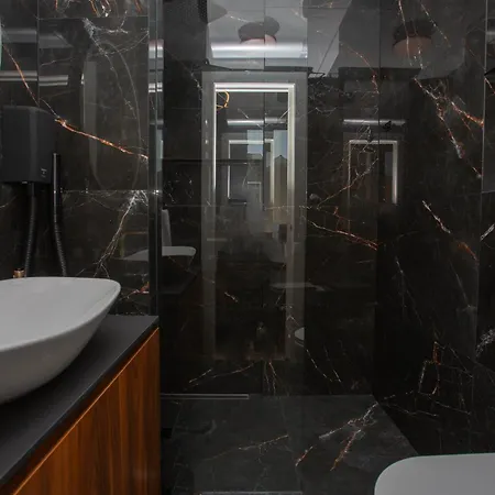 Luxury By Iva 3*
