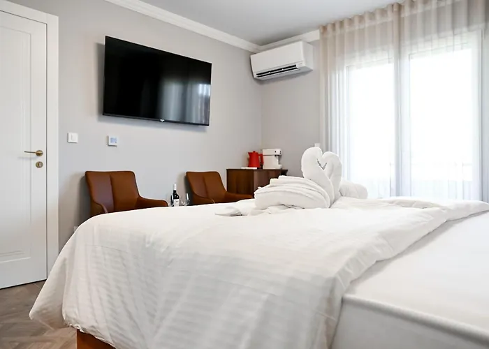 Luxury Iva Ζαντάρ