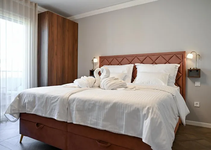 Luxury Iva بيت ضيافة زادار